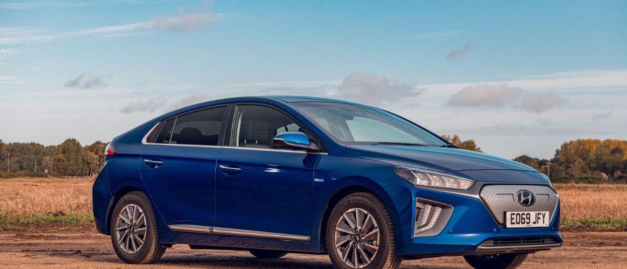 Hyundai Ioniq Premium SE Auto 2021 - The Eco-Friendly and Luxurious Electric Car