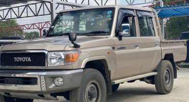 Land Cruiser 70 Pickup for Sale - The Rugged and Durable Truck with 4WD and V8 Engine