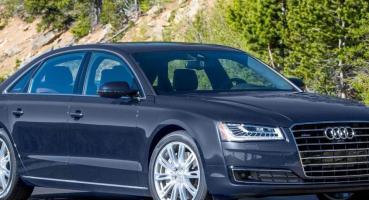 Audi A8 4.0 TFSI Quattro - Luxury Sedan with Leather Seats, Sunroof, and Navigation System