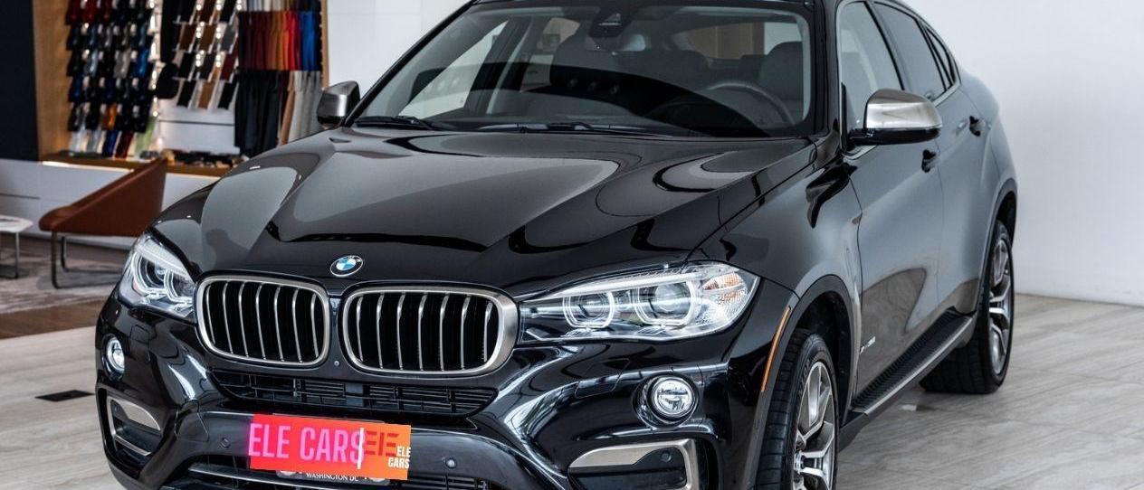 BMW X6 xDrive35i 2018 - Sporty and Stylish SUV with Turbocharged Engine and All-Wheel Drive
