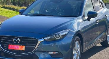 Mazda Axela Sport 22XD L - Fuel-Efficient and Fun Hatchback
