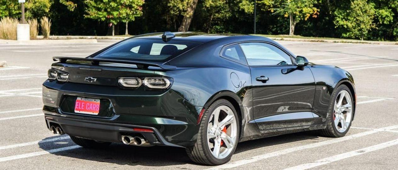 2020 Chevrolet Camaro SS - Classic and Powerful Muscle Car with V8 Engine, Brembo Brakes, and Wireless Charging