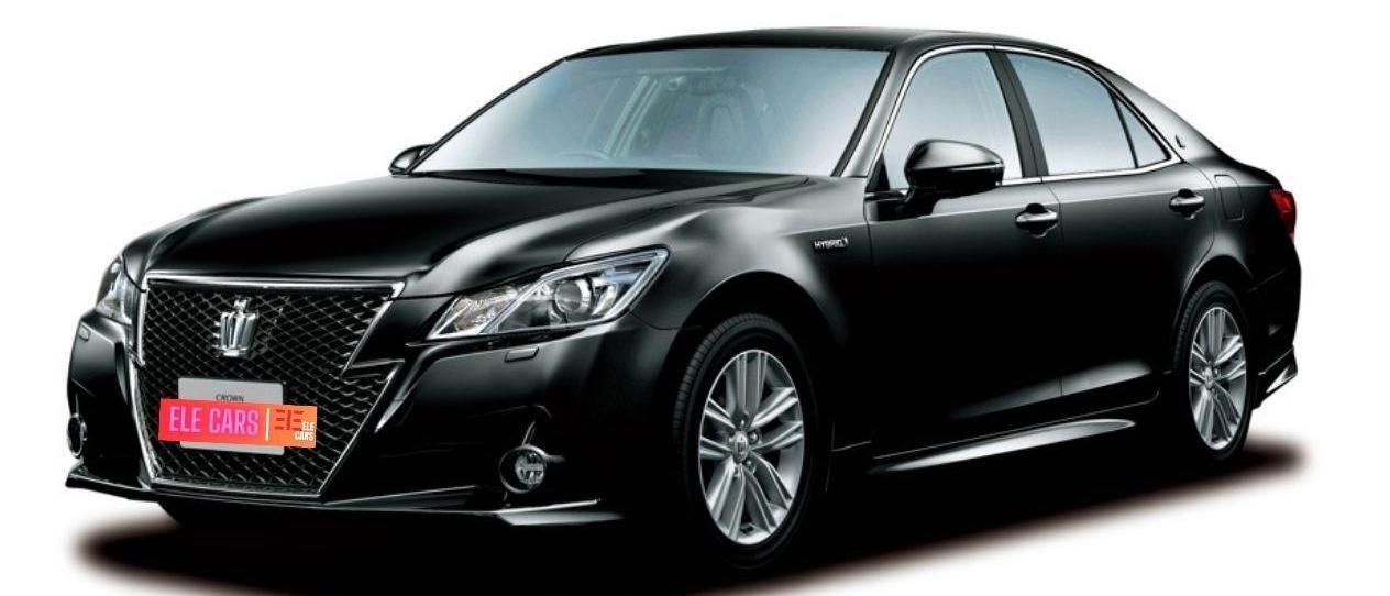 Toyota Crown Hybrid 2016 - Premium and Eco-Friendly Sedan with Collision-Avoidance System and Adaptive High Beam