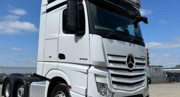 Mercedes Actros Euro 6 2018 - The Powerful and Comfortable Truck with 6x2 T-Unit and Advanced Technology
