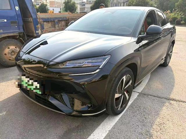 BYD SEALION7